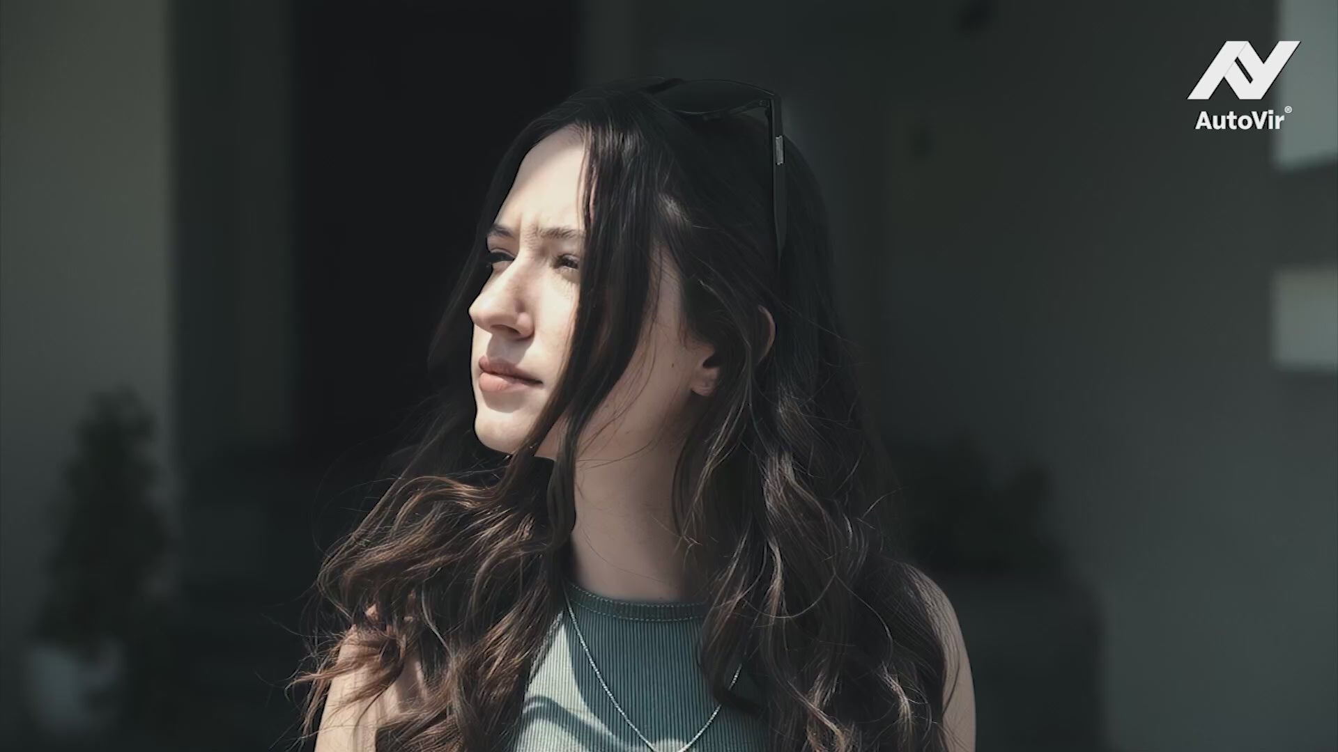 Foldable car windshield sun shade medium size 240T reflective UV and heat shield front window sun visor keeps interior cool universal fit for sedans SUVs trucks foldable automotive sunshade with storage bag